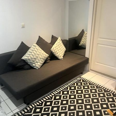 Studio - Carre De Soie Vaulx En Velin Ngoại thất bức ảnh