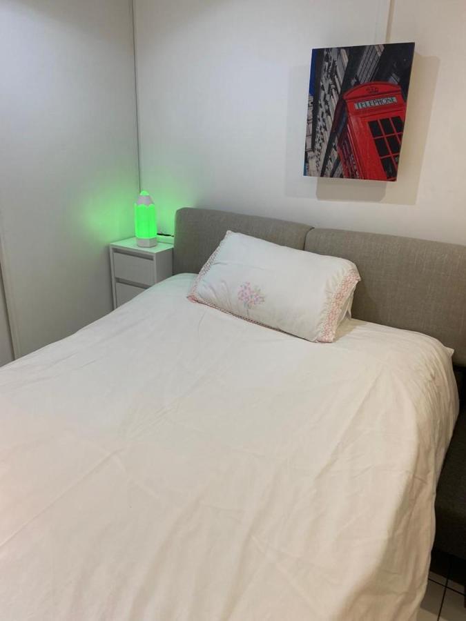 Studio - Carre De Soie Vaulx En Velin Ngoại thất bức ảnh
